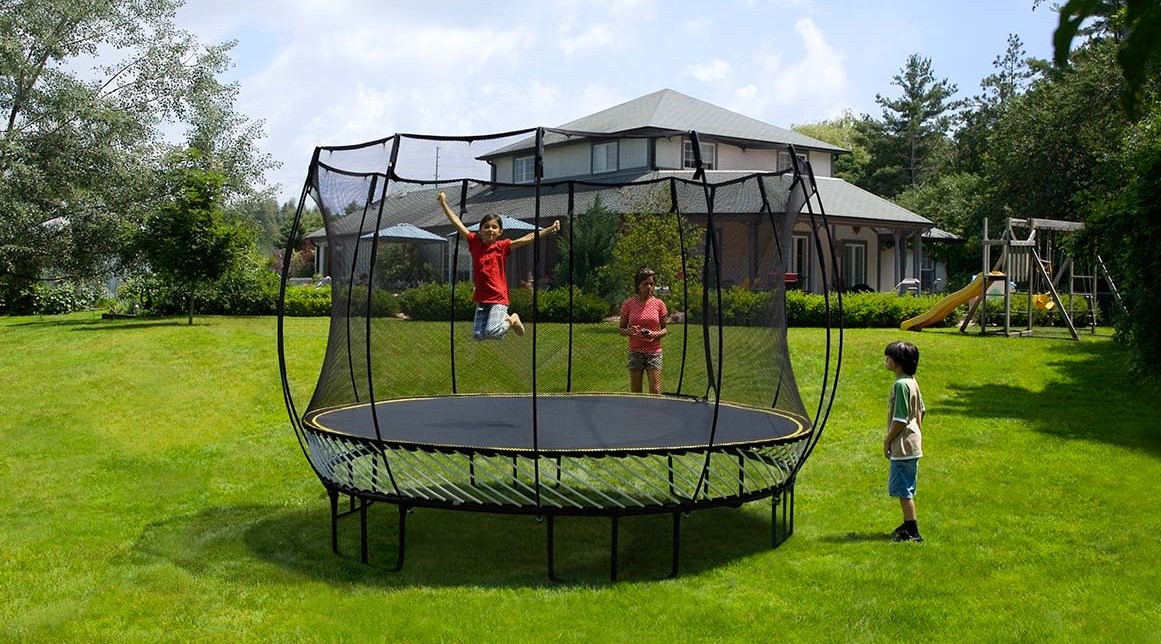 R54 Springfree Trampoline